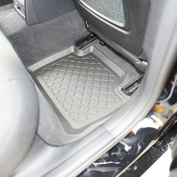 Tapis avec bords relevés BMW Série 3 F30, fabrication 01.2012 - 02.2019, carrosserie sedán sans x-drive | 603156