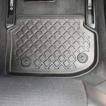 Tapis avec bords relevés BMW Série 5 F10, fabrication 03.2010 - 2013, carrosserie sedán avant facelift, avec x-drive | 603165