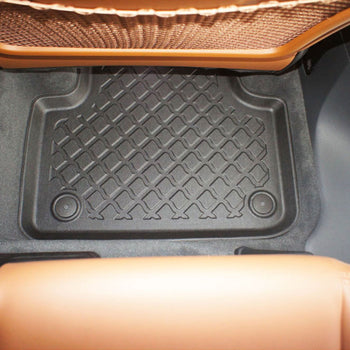 Tapis avec bords relevés Audi Q7 4M, fabrication 06.2015 - présent, carrosserie suv 5-7 places, sans 3 ème file de sièges | 603213