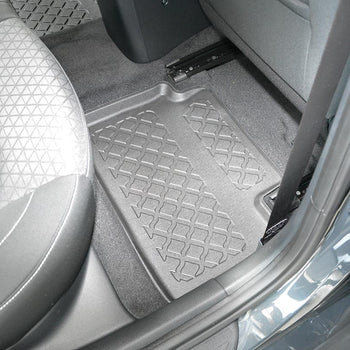 Tapis avec bords relevés Kia Ceed Pro Shooting Brake, fabrication 12.2018 - présent, carrosserie break ne correspond pas au phev | 603312