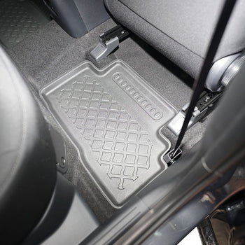 Tapis avec bords relevés Hyundai Tucson Hybrid, fabrication 12.2020 - présent, carrosserie suv ne correspond pas aux modèles 48-hybrid, mild hybrid et plug-in hybrid | 603327