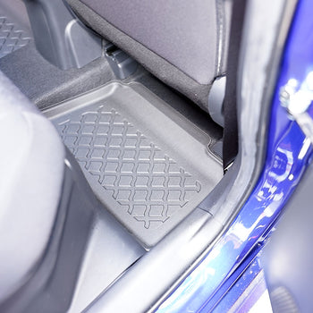 Tapis avec bords relevés Toyota Yaris IV, fabrication 09.2020 - présent, carrosserie berline #3