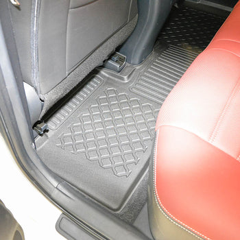Tapis avec bords relevés Toyota Avensis III, fabrication 01.2009 - 08.2018, carrosserie break | 602768