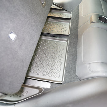 Tapis avec bords relevés Tesla Model X Facelift, fabrication 01.2021 - présent, carrosserie suv 5-7 places, 2 et 3 ème file de sièges | 683875