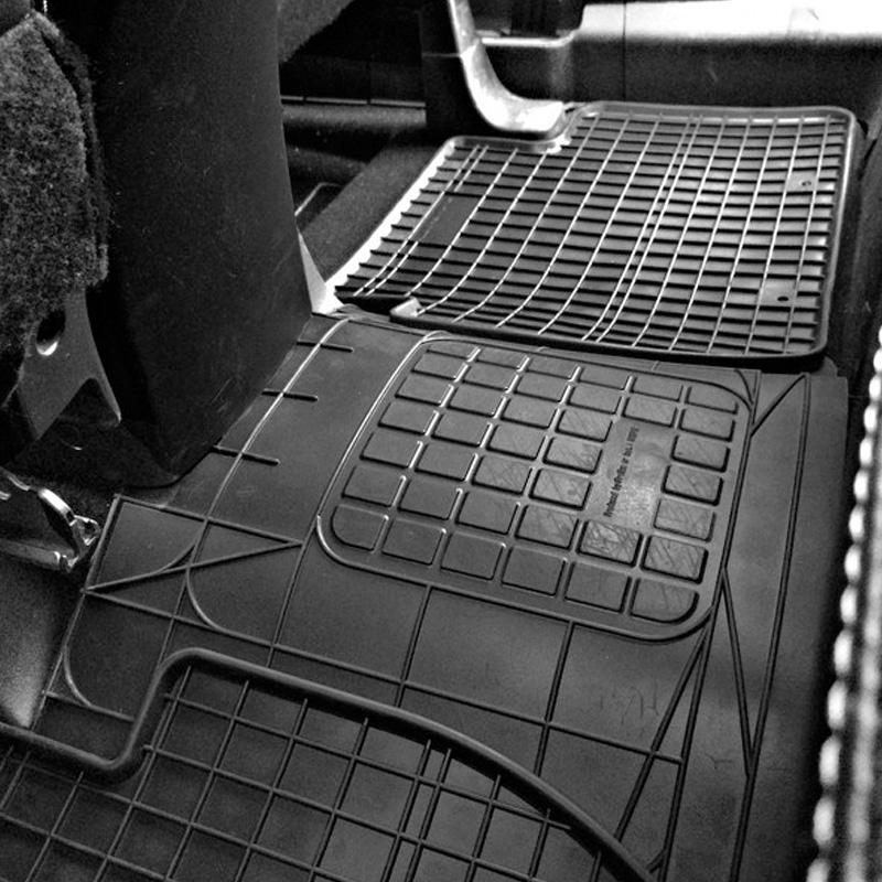 TAPIS DE VOITURE SUR MESURE