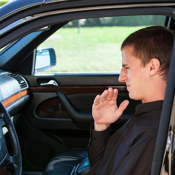 MATÉRIAU SANS ODEUR, BIEN FINI, FACILE À NETTOYER