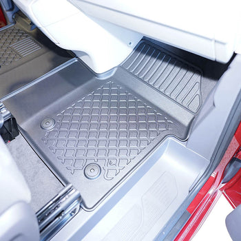 Tapis avec bords relevés Volkswagen T7 Multivan eHybrid PHEV, fabrication 10.2021 - présent, carrosserie van empattement court, tapis de voiture avant | 653893