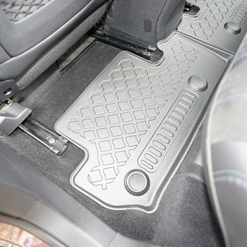 Tapis avec bords relevés Peugeot 3008 II, fabrication 11.2016 - présent, carrosserie suv ne correspond pas au modèle hybride et hybride4, avec chaîne hi-fi focal | 603573