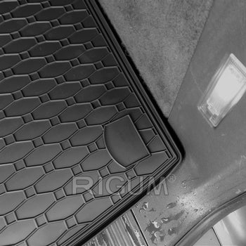 Tapis de coffre Volkswagen Touareg I, carrosserie suv, fabrication 11.2002 - 2010, avec climatisation a 2 zones (sans climatisation séparée pour les sièges arrière) | 437232