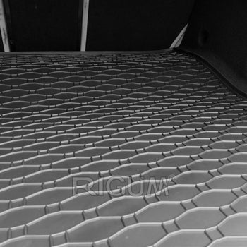 Tapis de coffre Mercedes Classe E W213, carrosserie sedán, fabrication 04.2016 - présent, sans subwoofer #1