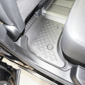 Tapis avec bords relevés Land Rover Defender 110, fabrication 2020 - présent, carrosserie suv l663 | 604160