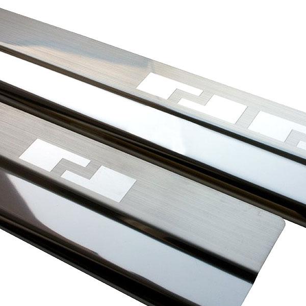 Il est fait en acier inoxydable