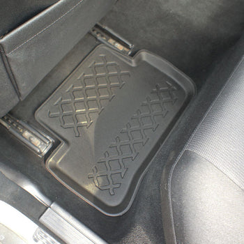 Tapis avec bords relevés Mercedes Classe C W204, fabrication 04.2007 - 02.2014, carrosserie sedán #2 - 9