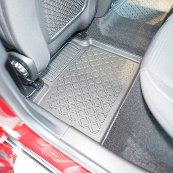 Tapis avec bords relevés Ford Focus IV MHEV, fabrication 07.2020 - présent, carrosserie break #2 - 10