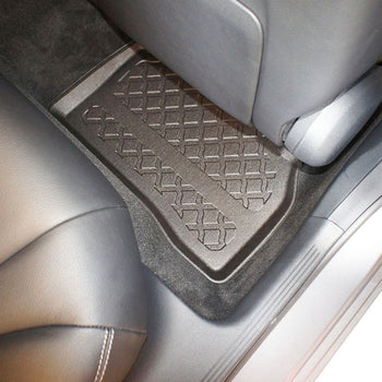 Tapis avec bords relevés Mercedes Classe C W205, fabrication 10.2014 - 02.2021, carrosserie break #2 - 12